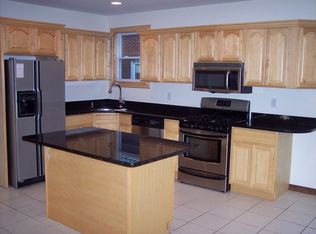 724 Post Pl, Secaucus, NJ 07094