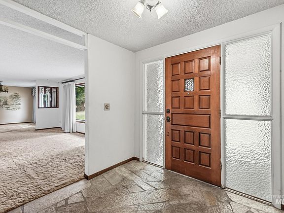2nd image of 212 Hilldrop St