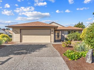 2105 NE 158th Ave, Portland, OR 97230