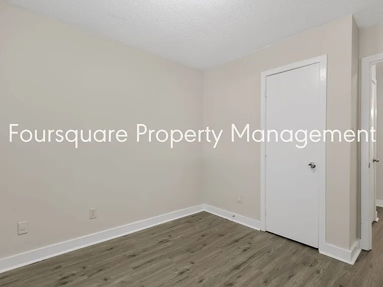 1105 Timber Dr — Photo 30