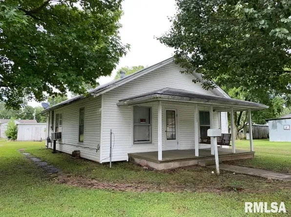 107 W 18th St, Metropolis, IL 62960
