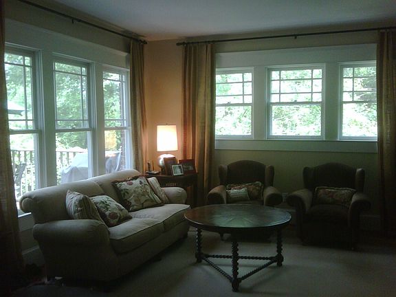 From Kitchen into Den