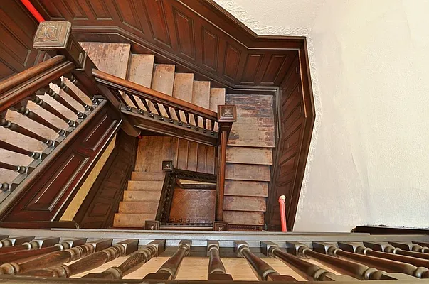 Rented by Corcoran | media 22