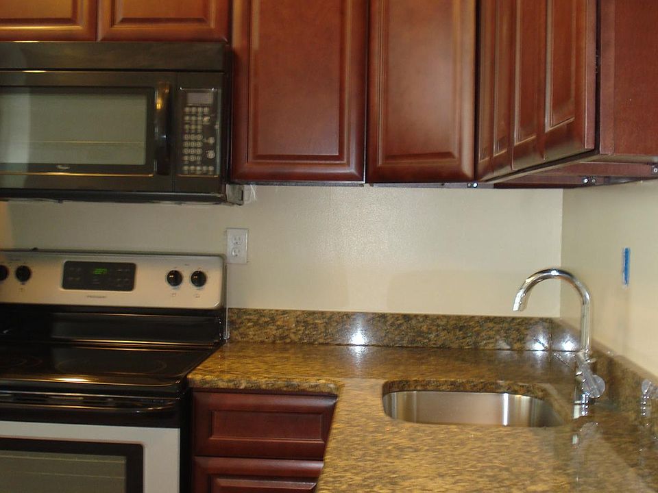 1st image of 158 Salaignac St