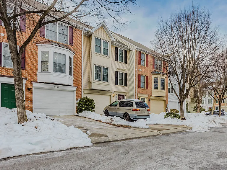 8608 Lark Pl — Photo 23