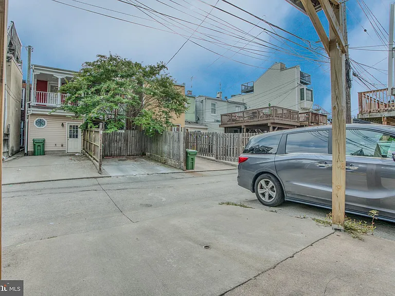 1419 Battery Ave — Photo 13