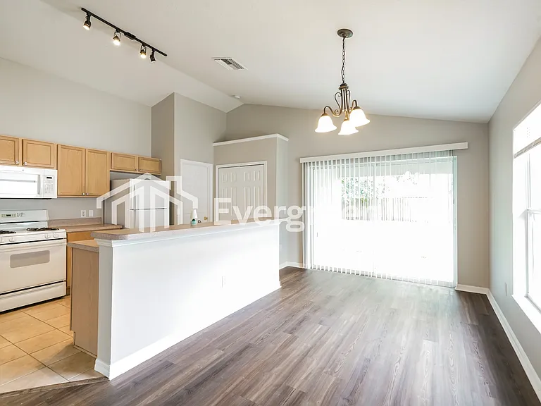 7615 Devonbridge Garden Way — Photo 10