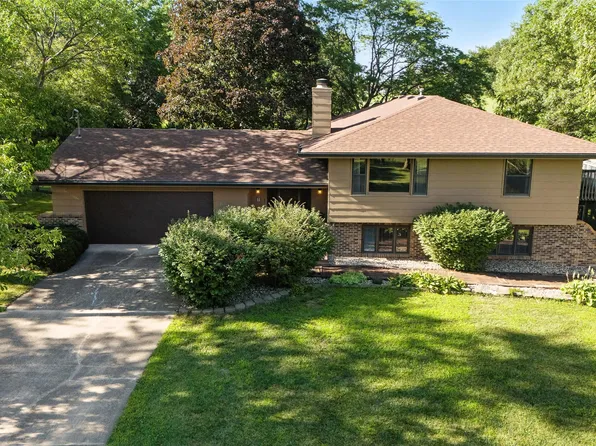 6514 SE 6th Ave, Pleasant Hill, IA 50327