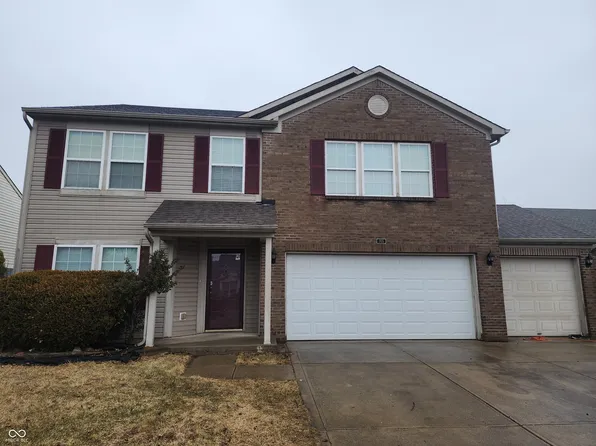 705 Breakers Ln, Fortville, IN 46040