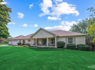 25934 W Courtney Rd, Plainfield, IL 60585