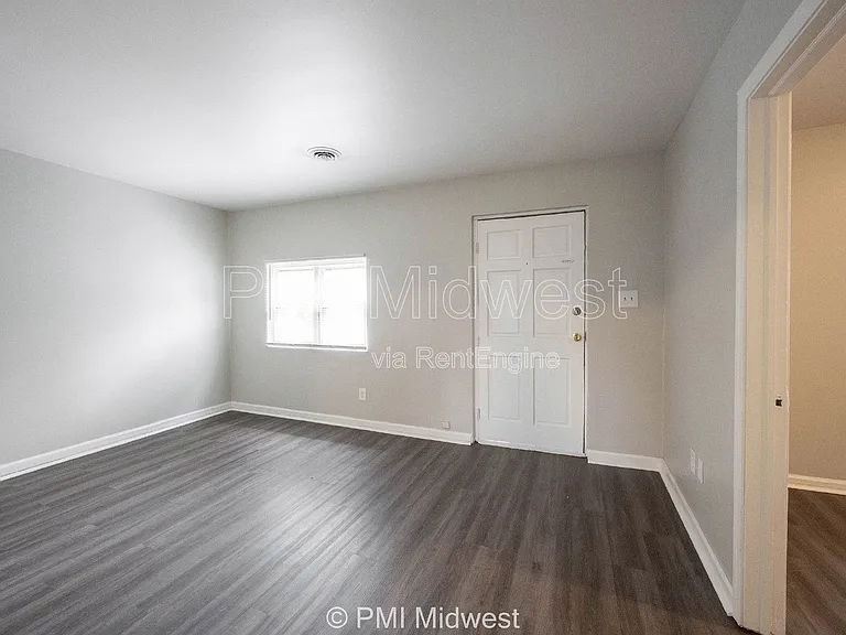 524 W 23rd St #2 — Photo 11