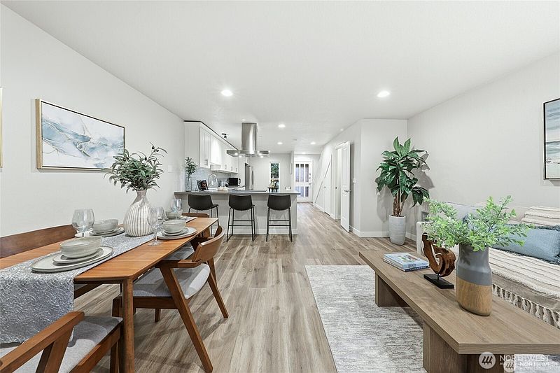 5th image of 1940 N Northgate Way