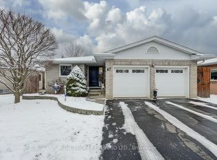 87 Southwood Dr, Cambridge, ON N1S 3S3