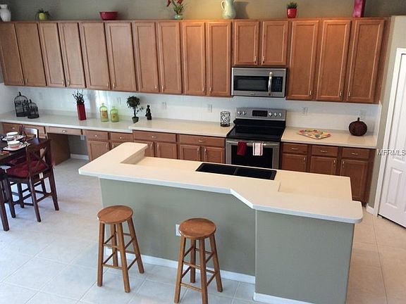 5th image of 3334 Chessington Dr