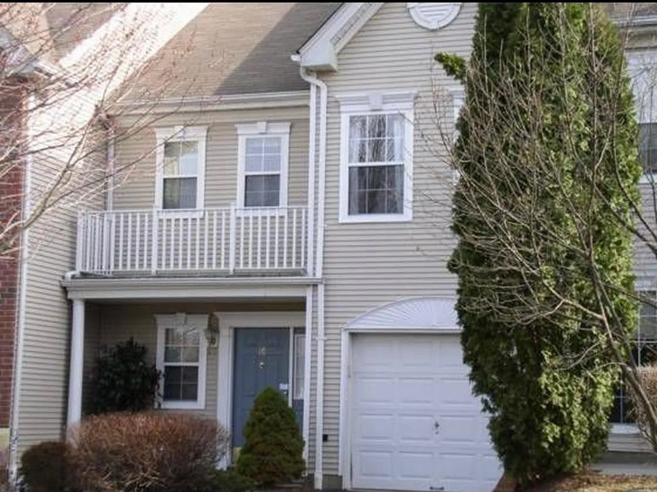 16 Prescott Ct — Photo 1