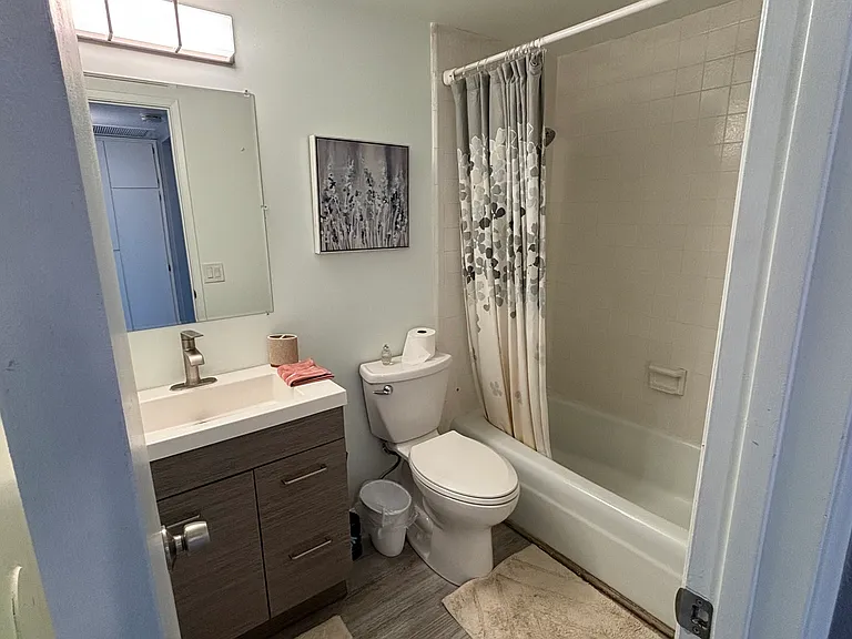 500 Glenwood Cir #5XX — Photo 15