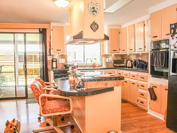 5th image of 5714 Seven Oaks Dr #82