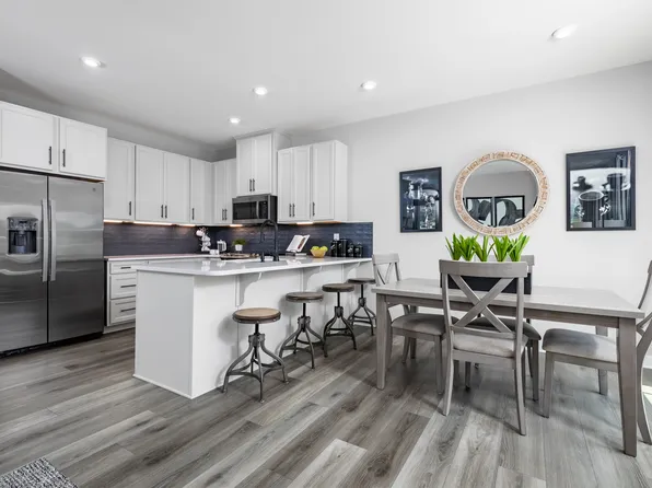 Homes Available Soon, Grandview Mews