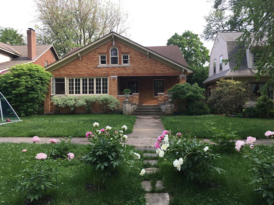 1st image of 214 E Pokagon St