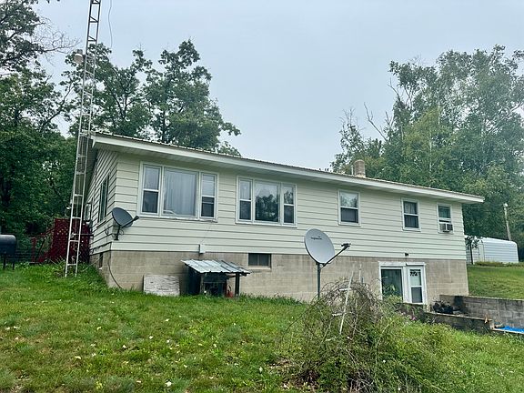 4th image of 1700 Cauchy Rd