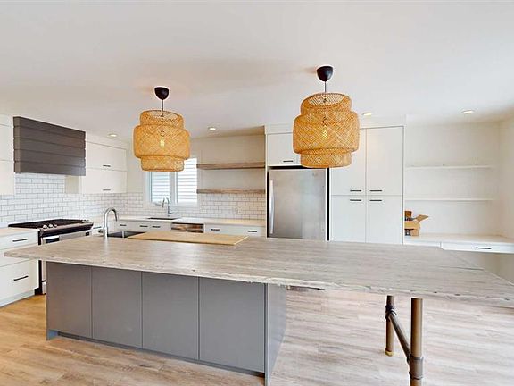 4th image of 7704 S 46th Ave NW