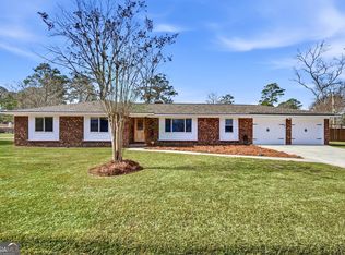 303 Pinewood Dr, Pooler, GA 31322