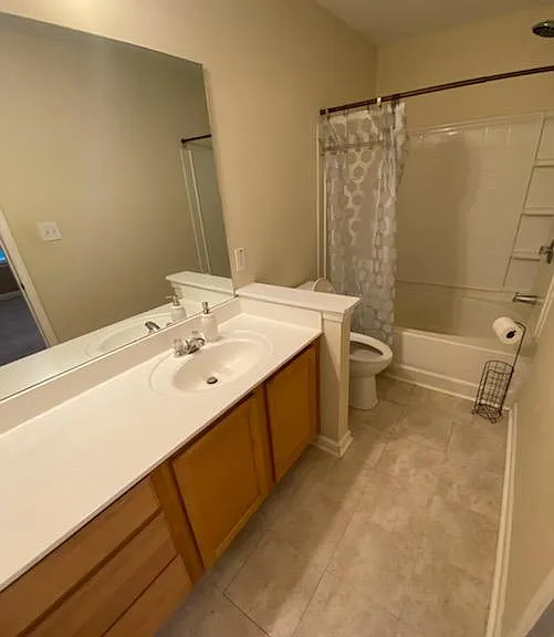 1714 Heights Cir NW — Photo 3