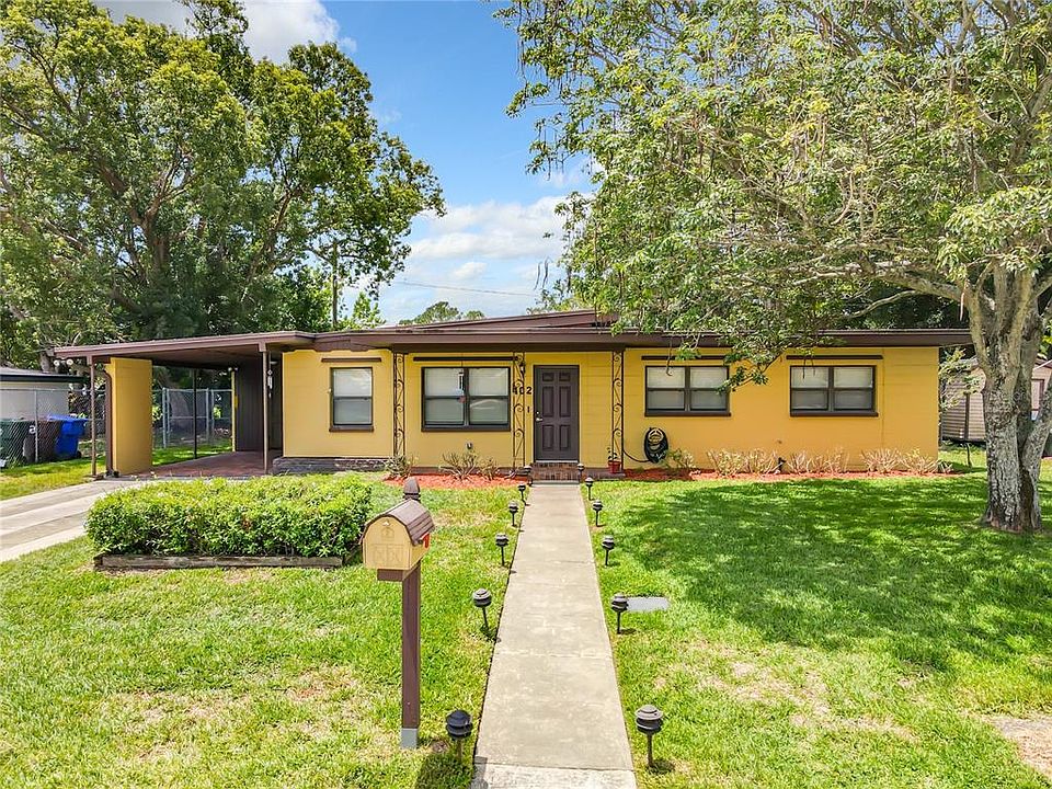 1st image of 402 POINCIANA CIRCLE