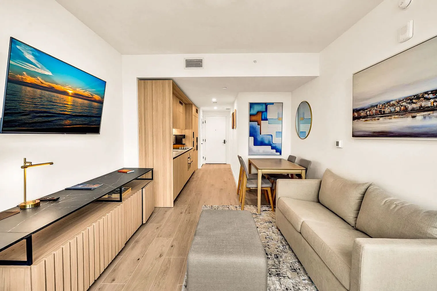2 bed, 2.0 bath, 785 sqft, $4,356 — Photo 2