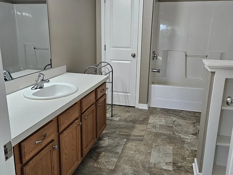 316 W Main St — Photo 5