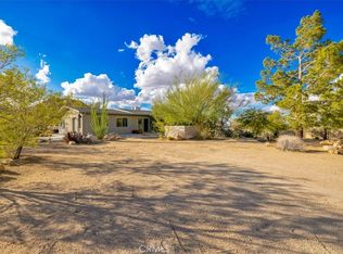 8178 Fleur Dr, Joshua Tree, CA 92252