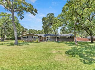 2345 Tiago Dr, Grand Prairie, TX 75050