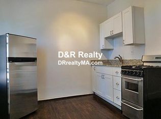 104 Willow St #102-03, Cambridge, MA 02141