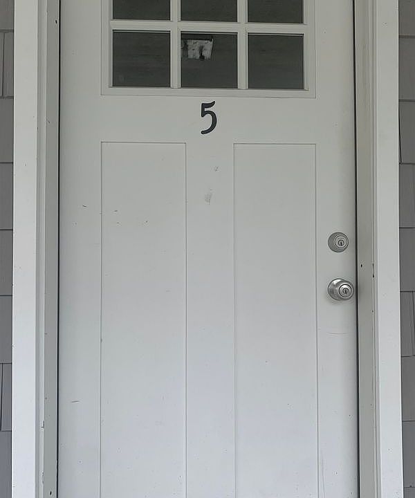 1st image of 5 Pleasant St