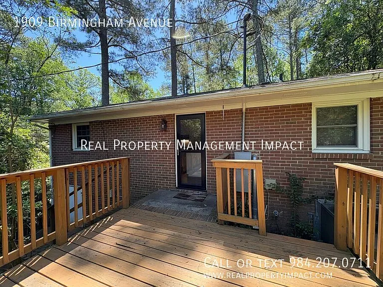 1909 Birmingham Ave — Photo 31