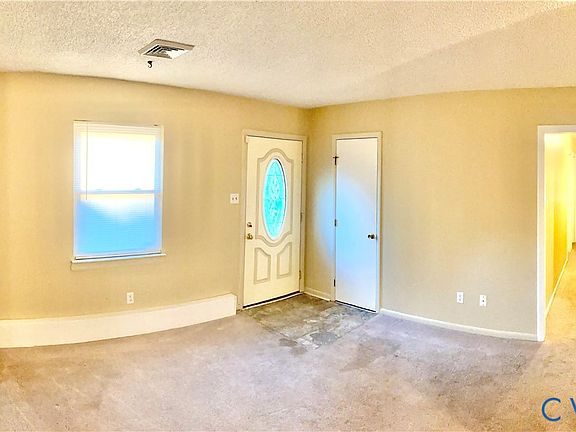 4th image of 437 Queensway Rd