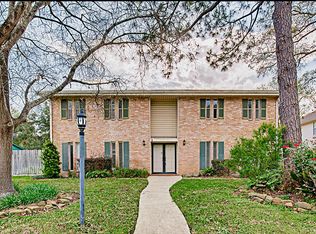 17807 Memorial Oaks Ln, Spring, TX 77379