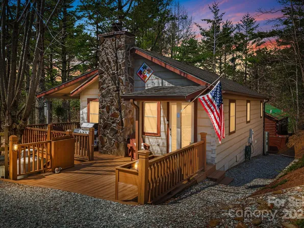 112 Mountain Ivy Ln, Boone, NC 28607