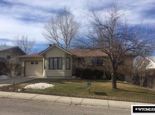 1420 Glenaire Dr, Casper, WY 82609