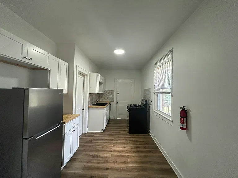 1165 Virginia Park St #1 — Photo 6