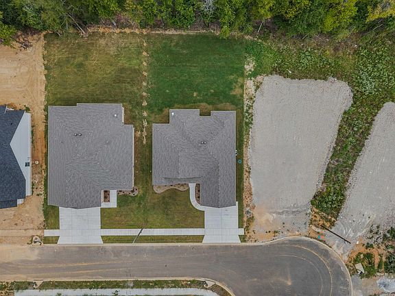 5th image of 7105 Cold Creek Dr