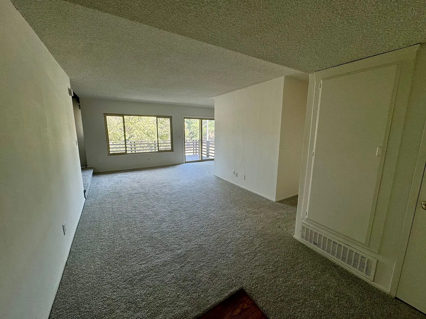 Freshly Updated 2BD/1BA Condo in Desirable Woodlake Village La Habra! — Photo 3