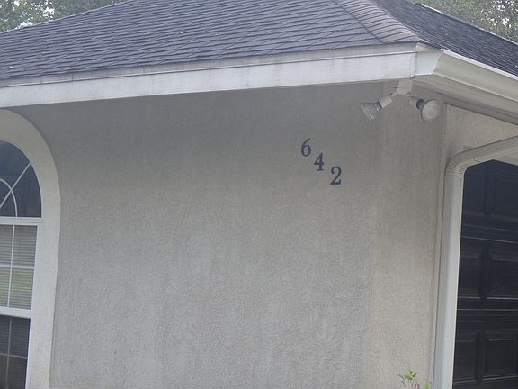 2nd image of 642 SW Chris Ter