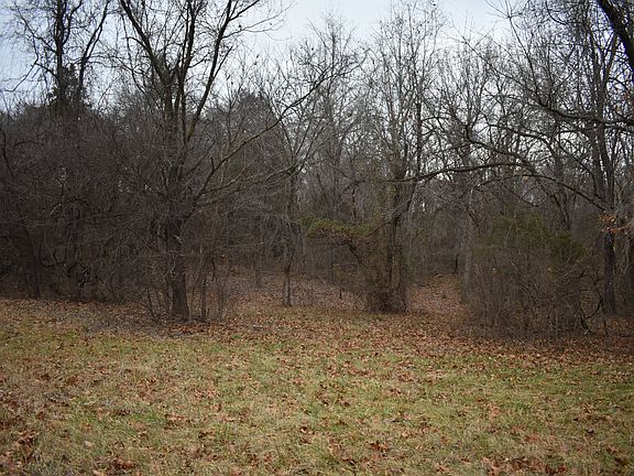 4th image of 132 County Road 851
