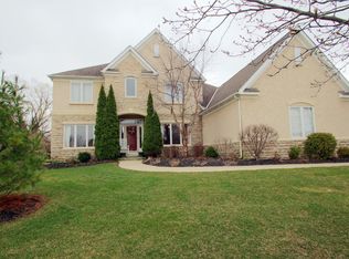 1957 Parklawn Dr, Lewis Center, OH 43035