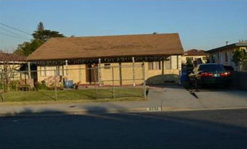 1st image of 2552 Denton Ave