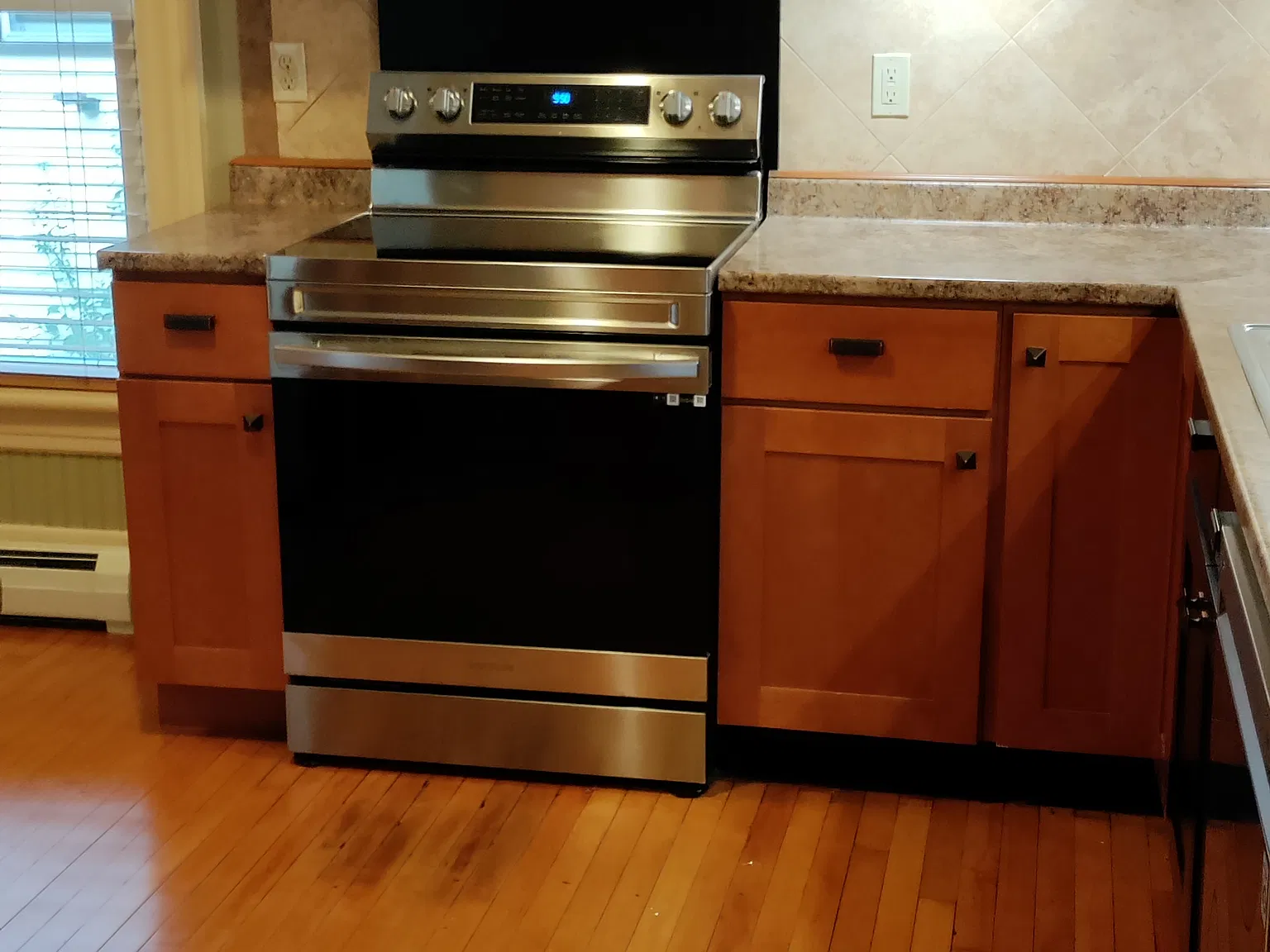 2 bed, 1200 sqft, $2,080 — Photo 3