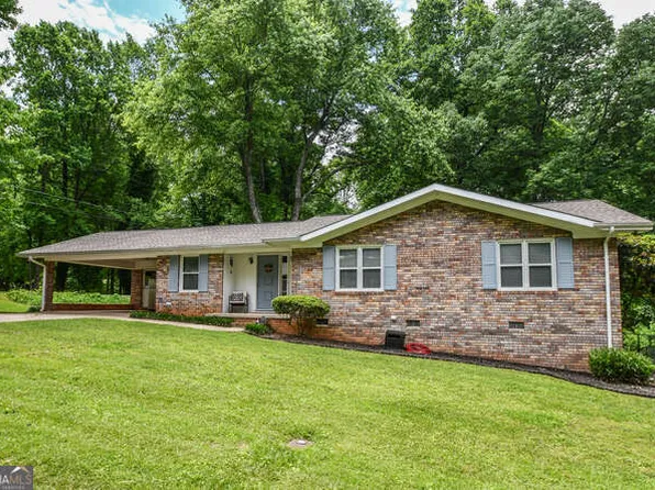 120 Chambers Ave, Cornelia, GA 30531