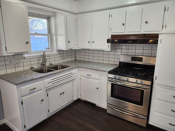 4th image of 4812 Koelsch Dr