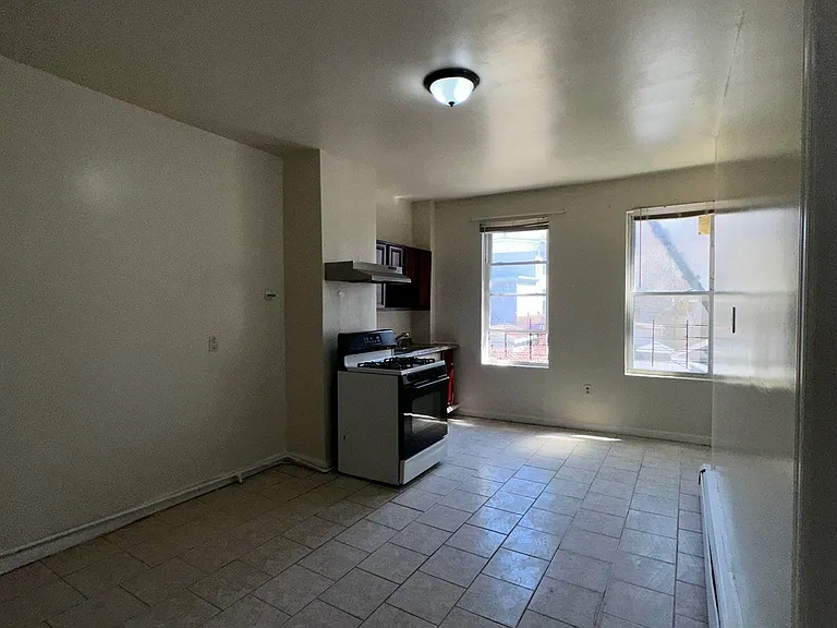 62 Wales Ave #2 — Photo 6
